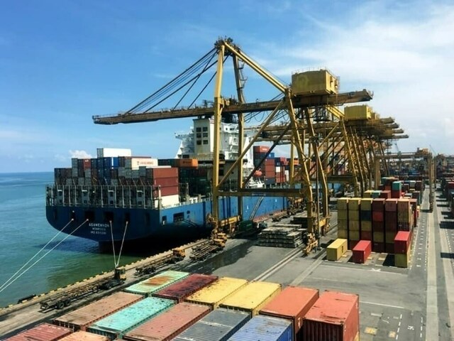‘Pakistan needs modern ports to handle larger vessels’ – Business & Finance