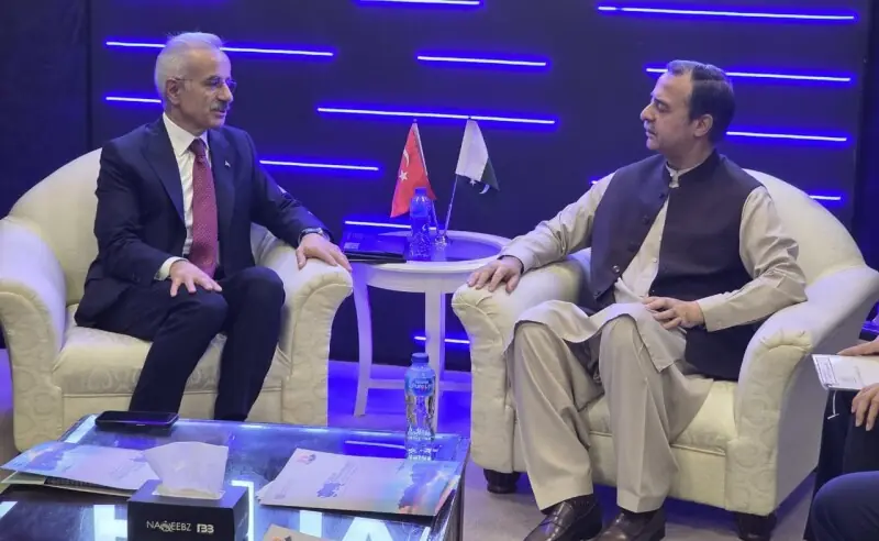 Pakistan, Turkiye explore joint ventures in shipbuilding, ferry service – Pakistan