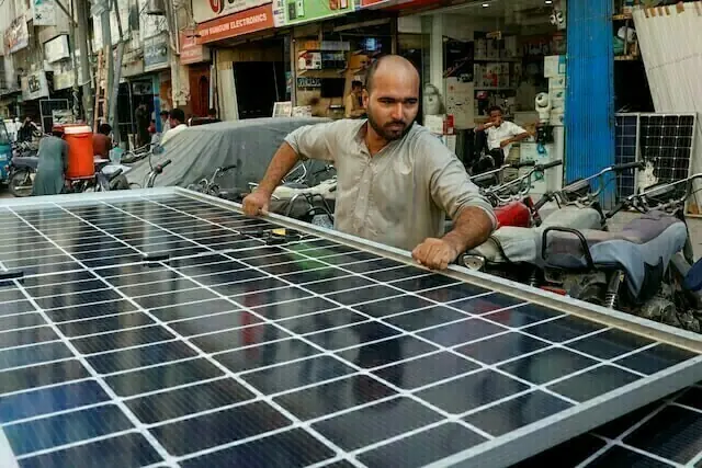 ‘Pakistan experiencing unprecedented solarisation of its energy sector’ – Markets