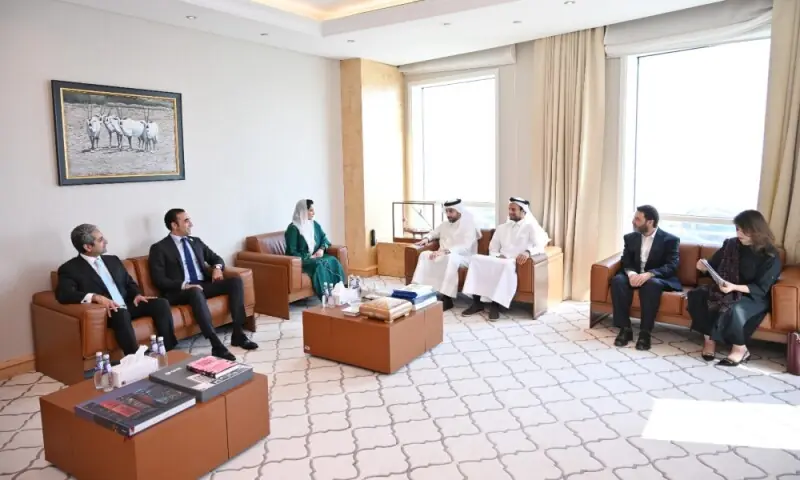 Pakistan, Qatar discuss avenues for enhancing investment including in energy, tech sectors – Business & Finance