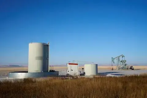 Oil becalmed as investors weigh hopes for Ukraine peace talks, US rate cut – Markets