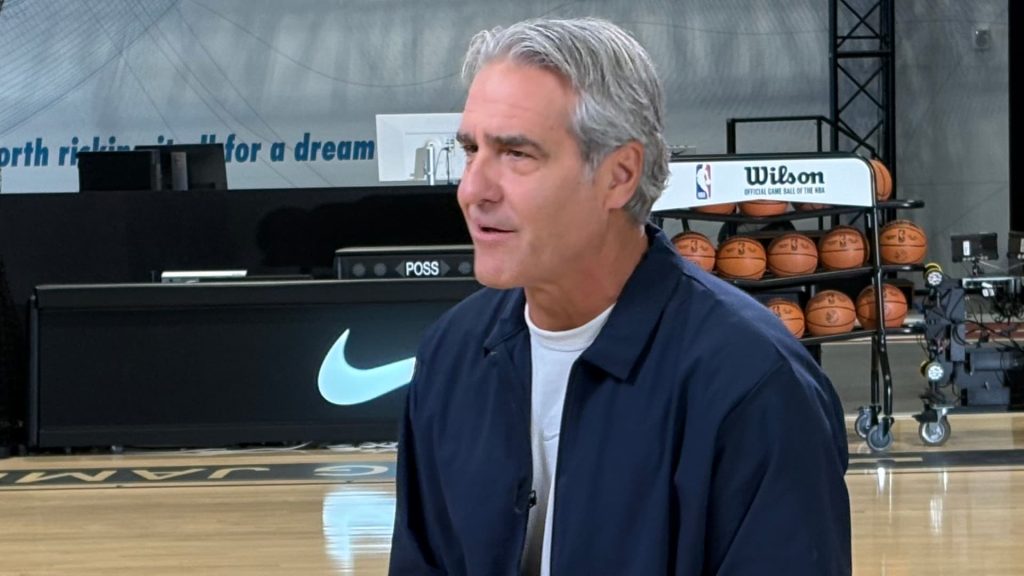 Microsoft sets the record straight, and Nike’s CEO shakes up senior leadership