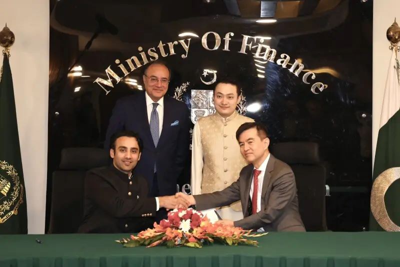 Ex-finance minister raises concerns over $2bn Binance tokenisation deal – Technology