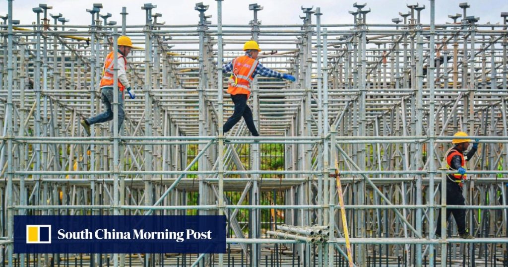 China orders local governments to settle bills to companies by year end