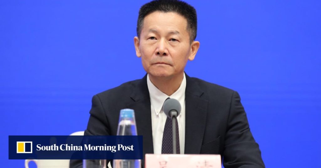 China’s CSRC pushes brokerages to build global banks and back tech self-reliance