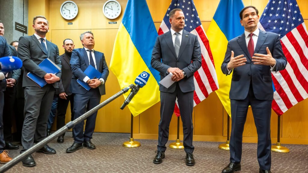 US push for an end to the war in Ukraine sets off a flurry of shuttle diplomacy